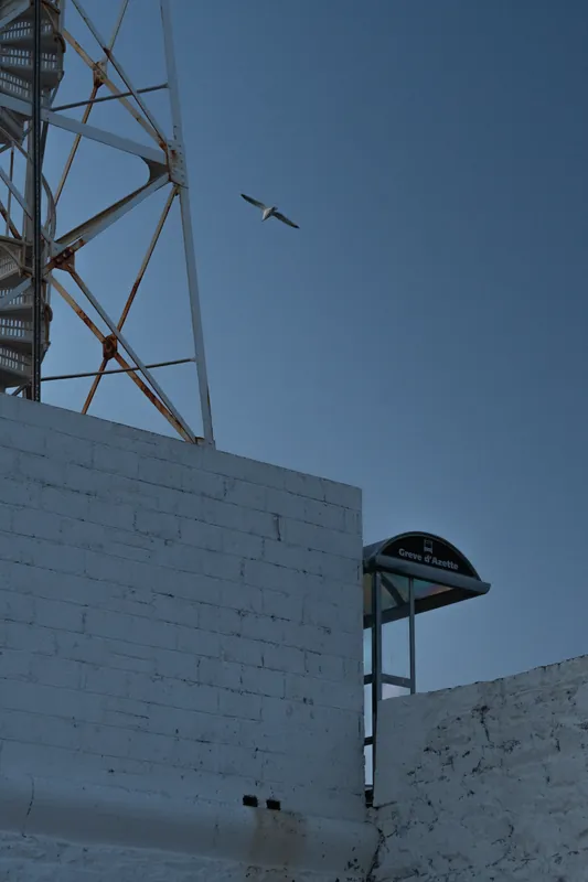 Harbor light, grève d'Azette, Jersey. 2024.